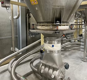 BFM fitting at bottom of milk powder silo