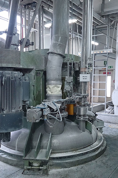 Glue manufacturing using Seeflex 040E on mixer in-feed